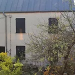 公寓 Authentic House Small, Bright And Calm *