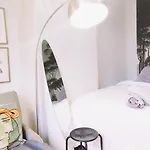 Authentic House Small, Bright And Calm 公寓 *