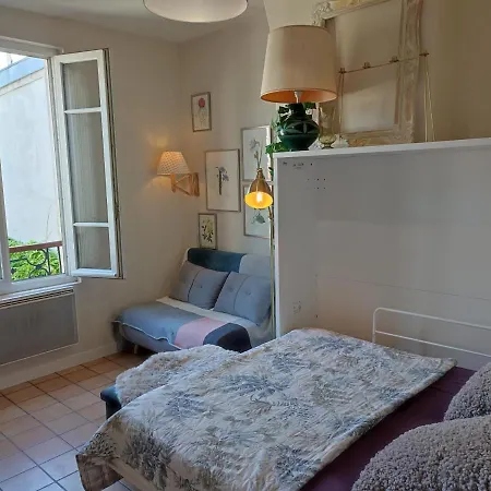 Authentic House Small, Bright And Calm *