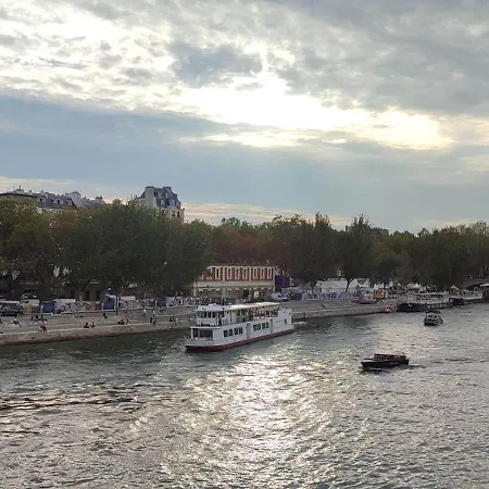 Authentic House Small, Bright And Calm *