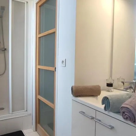 Apartment Authentic House Small, Bright And Calm *