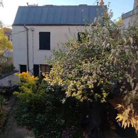 Authentic House Small, Bright And Calm Apartamento