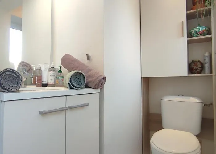 Authentic House Small, Bright And Calm Appartement